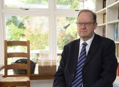 英国经济专家：中国一定能够实现十九届五中全