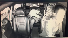 在出租车上捡到钱包应该怎么办？一男子占为己有被刑拘