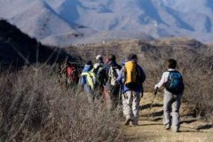 300人搜救驴友 为什么突然消失了？ - 社会热点 ~