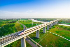 乐视体育:未来网评：踏着春天的脚步追梦前行~