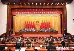 tb通博网页版:“蒙古马精神”一往无前，草原儿女书写新答卷