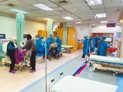 万博手机登录max:“一苗难求”，台6成民众忧防疫破功