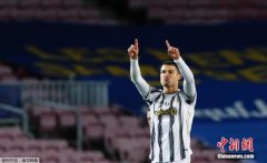 w88优德金殿俱乐部:周末观赛指南|利物浦曼城大战，周日别忘上