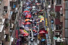 南宫28ng娱乐官网:图集 | 年味浓浓，老广们雨中逛街办年货